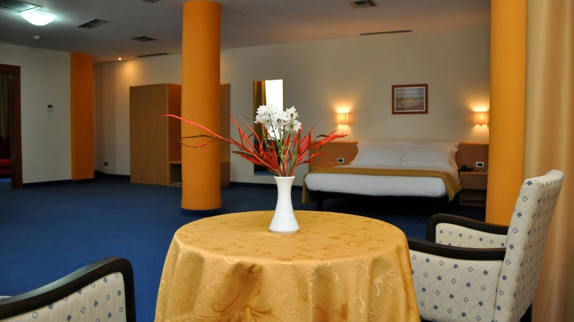 Hotel Airport Tirana Ринас