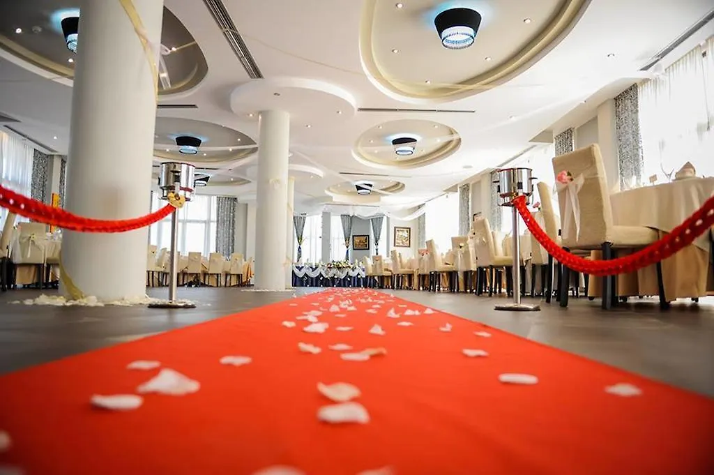 Hotel Airport Tirana Ринас