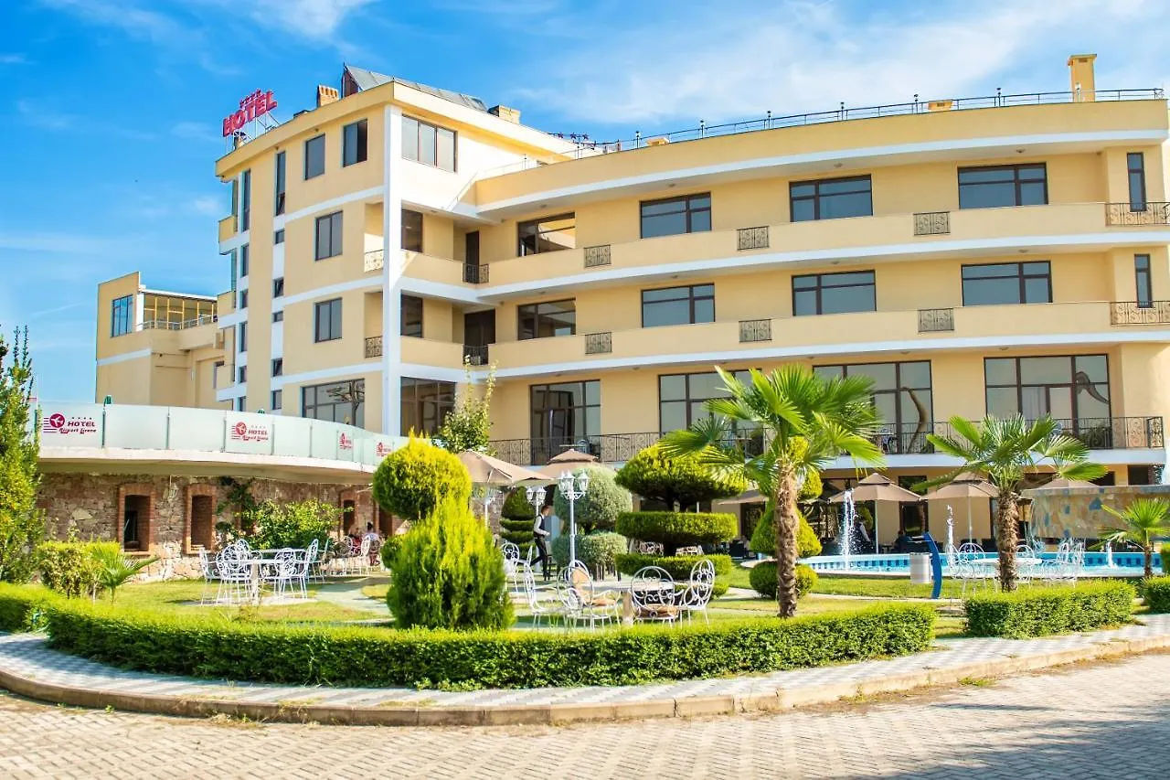 Hotel Airport Tirana Ринас